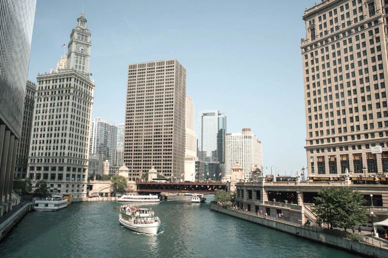 A view over the Chicago River bordering the River North neighborhood. 