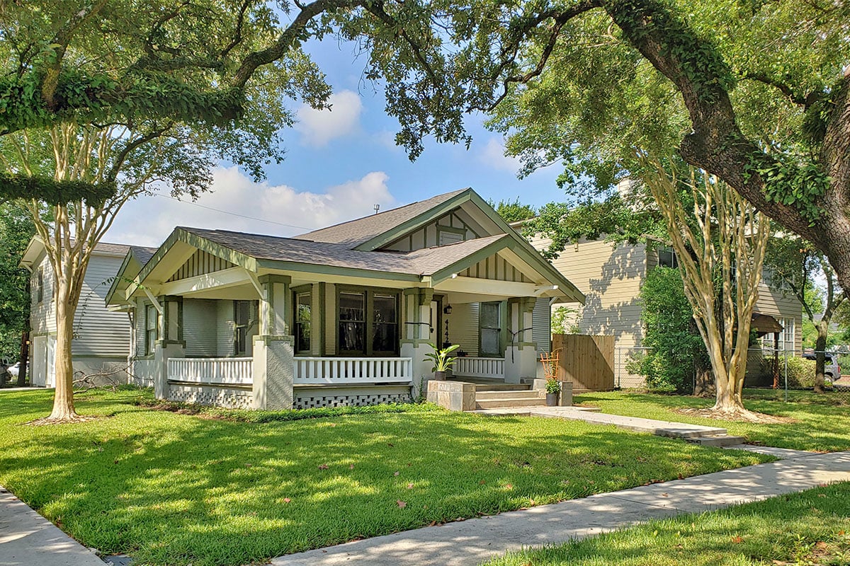 Home in a suburban neighborhood