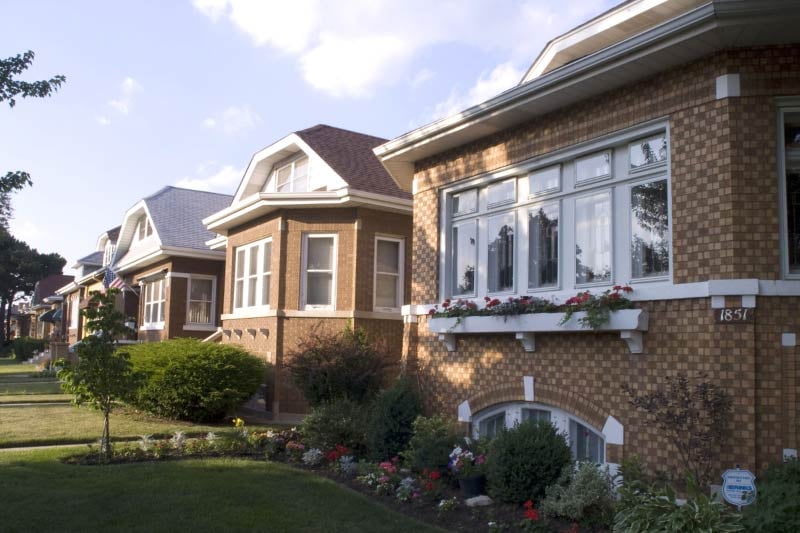 A row of Chicago bungalows