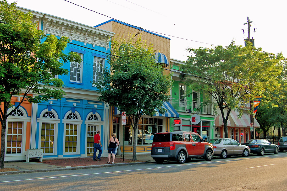 Shops in fan district