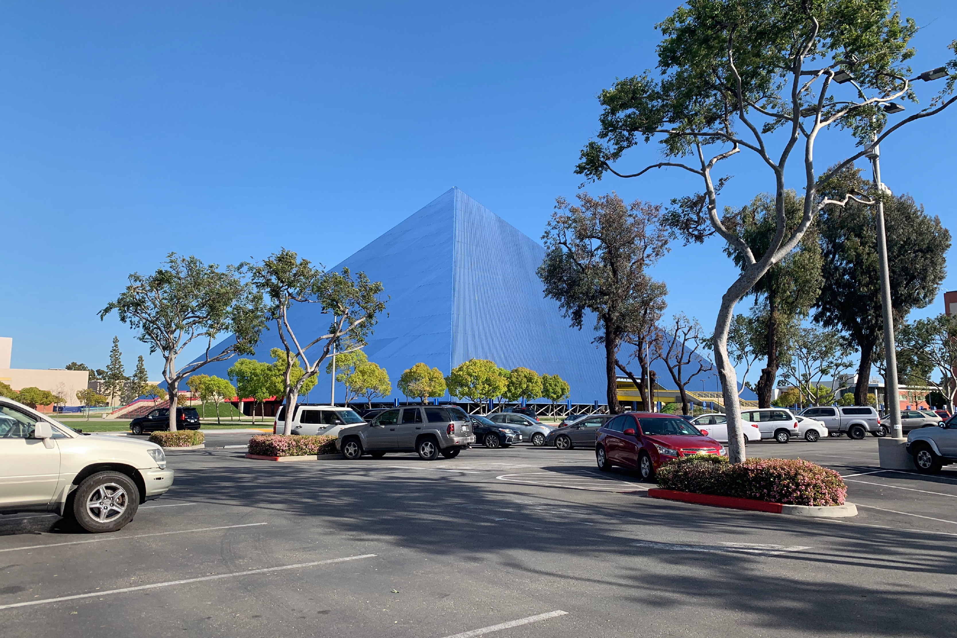 Walter Pyramid