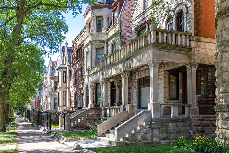 A row of homes in Chicago Illinois