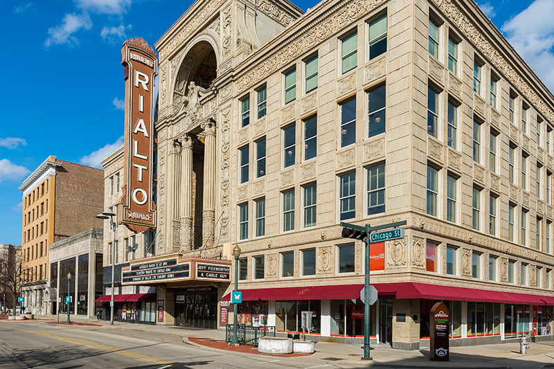 Exterior view of the Rialto building in Downtown Joliet, IL