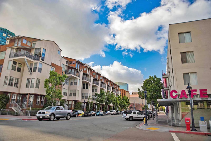 line of typical neighborhood homes in the bay area