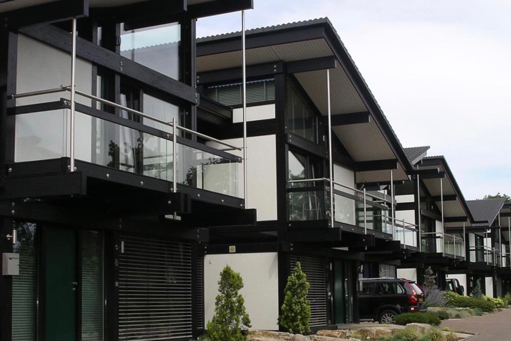 Modern tract homes in a suburb.