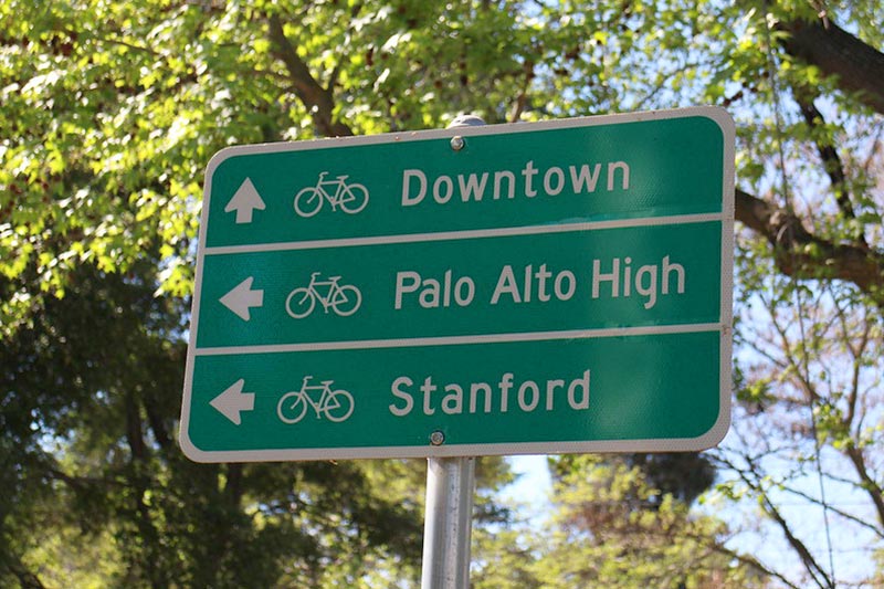 A bike route sign in Palo Alto, California