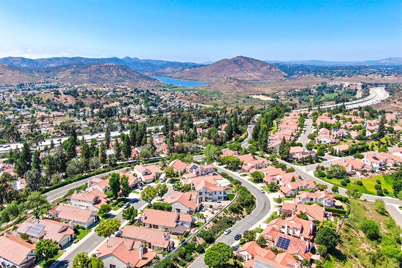 Homes in the community of Rancho Bernardo in California