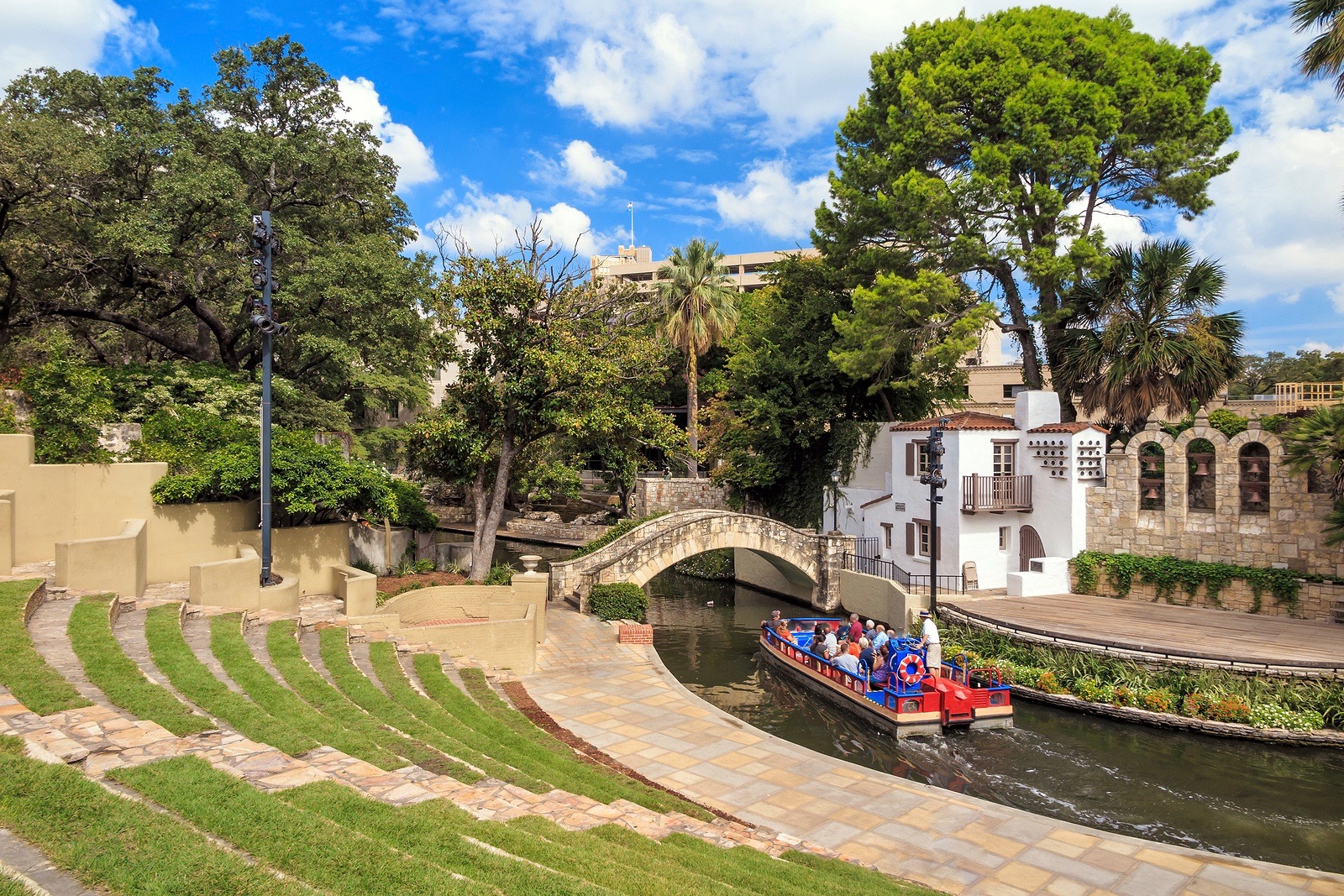 The History of the San Antonio Riverwalk | Neighborhoods.com