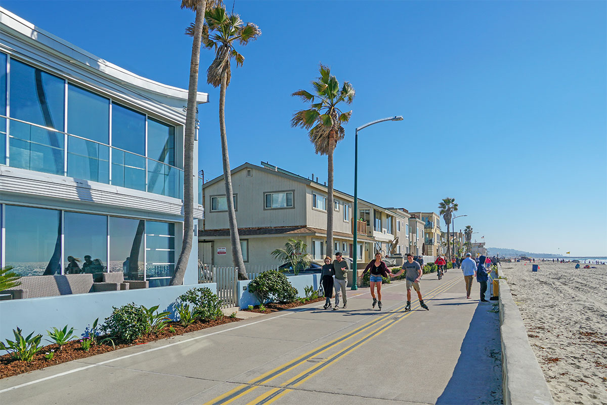 Pacific Beach Boardwalk 