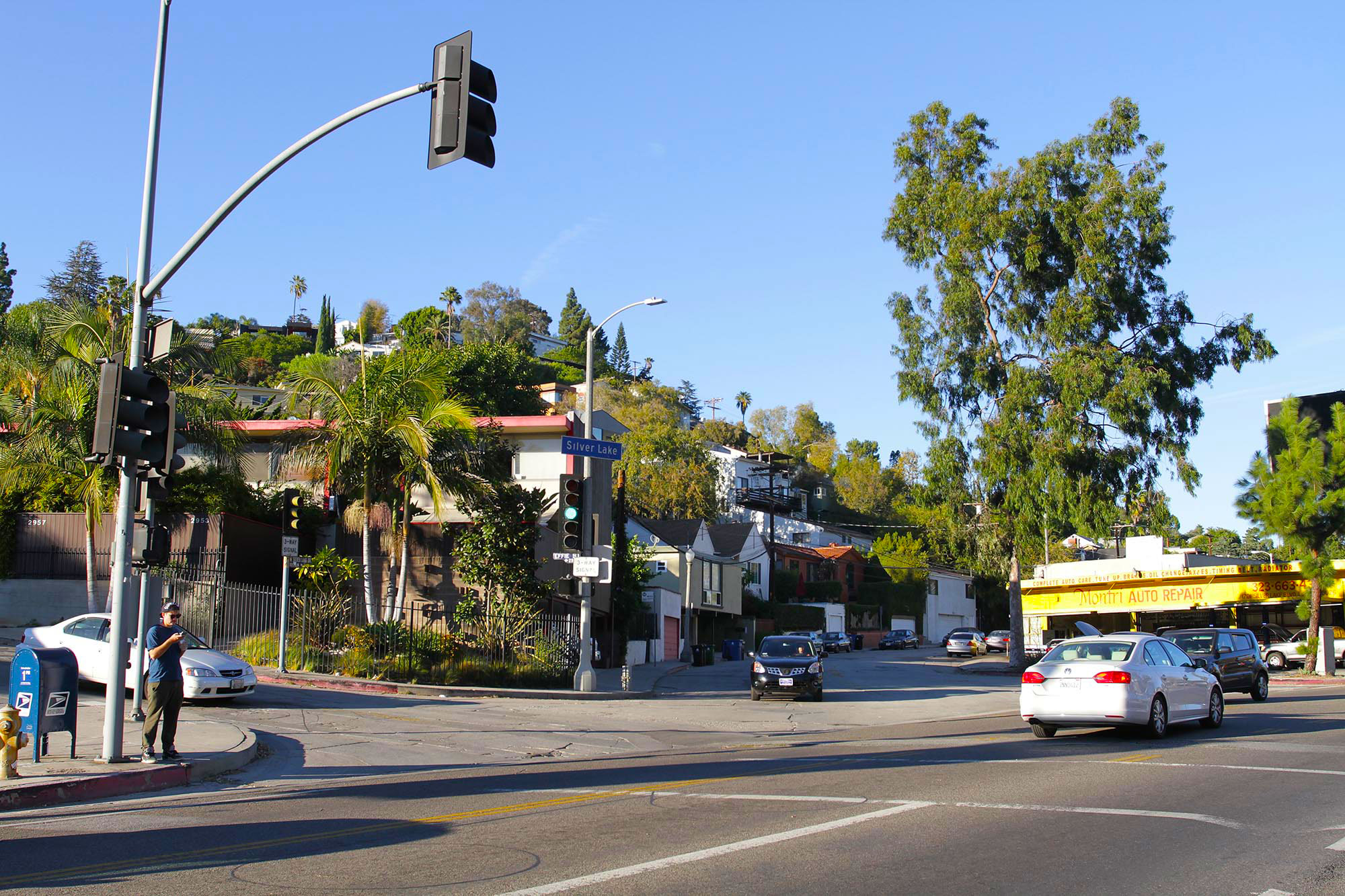 Which celebs live in la