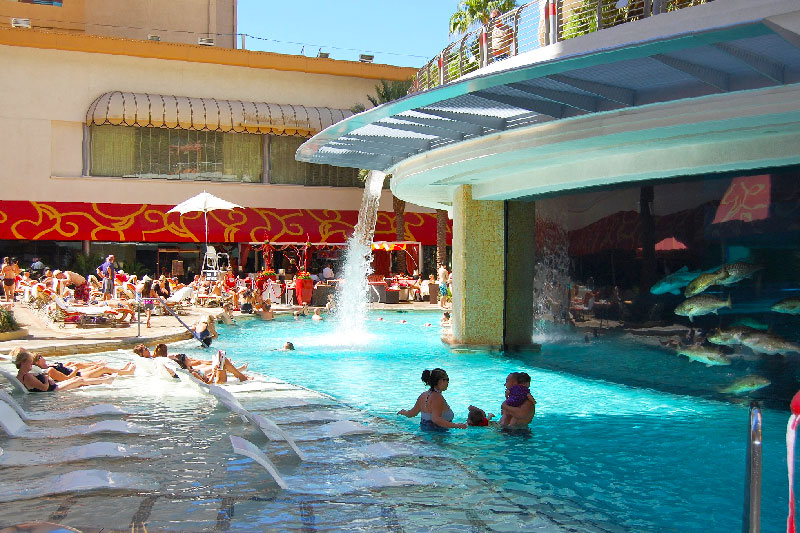 Family-Friendly Community Pools and Waterparks in Las Vegas