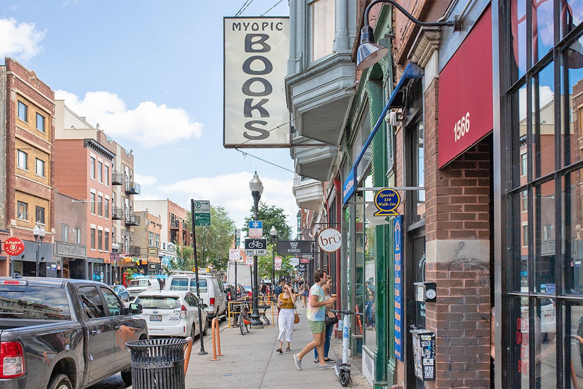 Myopic books, Chicago